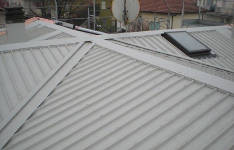 Copertura in Lamiera Preverniciata Canalizzata
